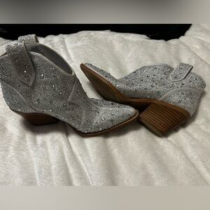 Jessica Simpson boots